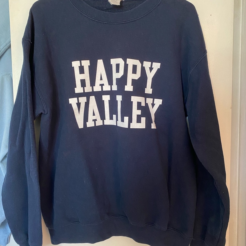 Penn State “Happy Valley” Crewneck (M)